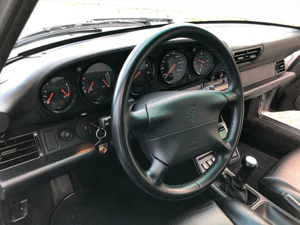 Porsche 911 type 993 carrera 4S Quintessence Automobiles