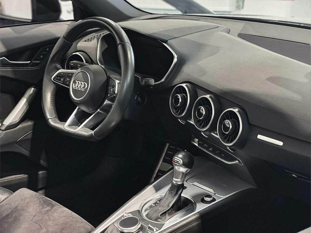 Audi TT Quintessence Automobiles 3