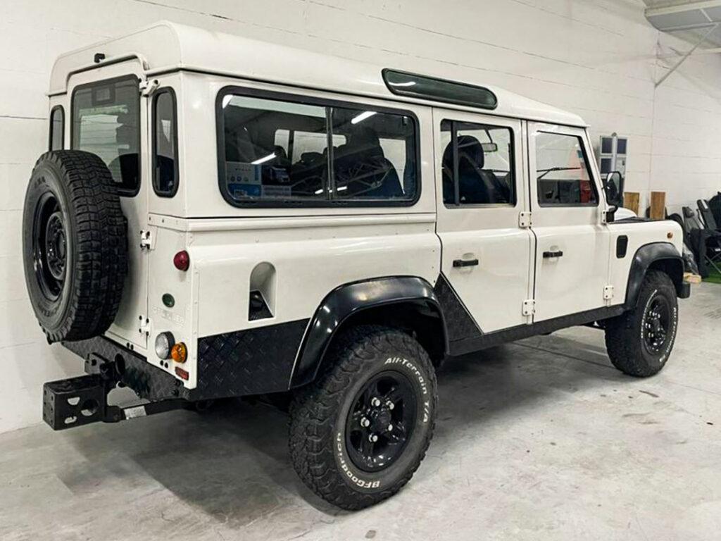 Land Rover Defender Quintessence Automobiles 2
