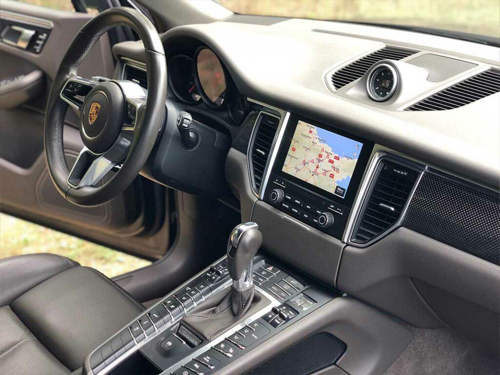 PORSCHE Macan 2.0 252ch PDK Essence Quintessence Automobiles 3
