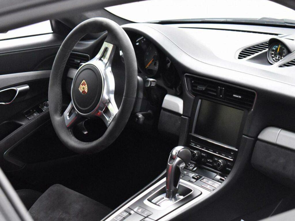 Porsche 911 GT3 Quintessence Automobiles 4
