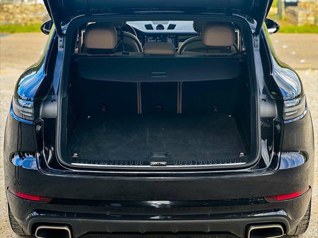 Porsche cayenne e hybrid Quintessence Automobiles 4