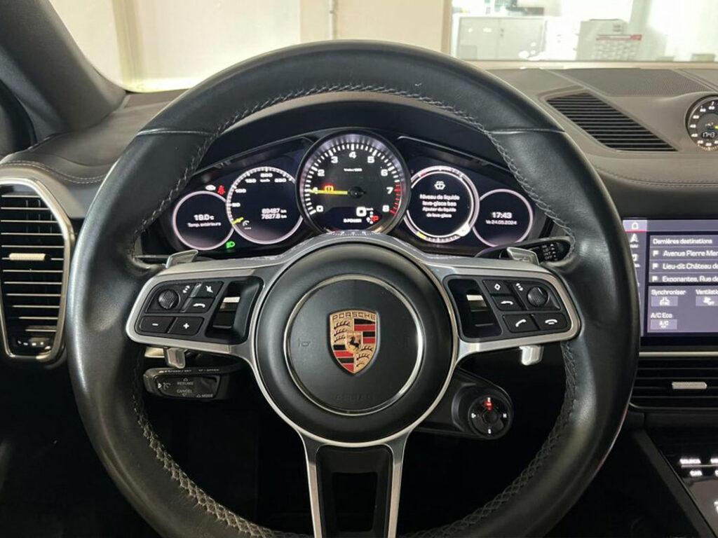 Porsche Cayenne Coupé E-Hybrid Quintessence Automobile