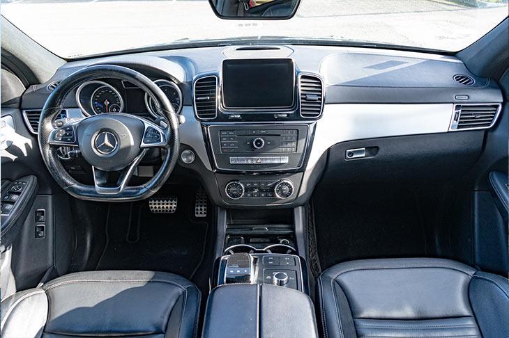 Quintessence Automobiles Mercedes GLE Angers Intérieur Tableau de bord